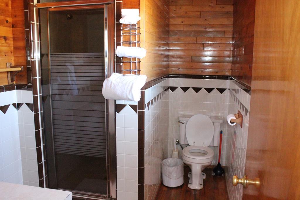 Twin Lakes Resort Bridgeport Quarto foto