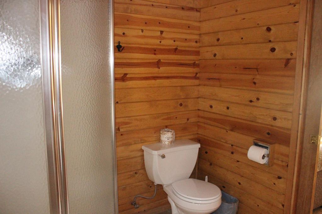 Twin Lakes Resort Bridgeport Quarto foto