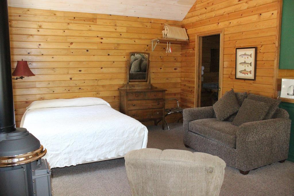 Twin Lakes Resort Bridgeport Quarto foto