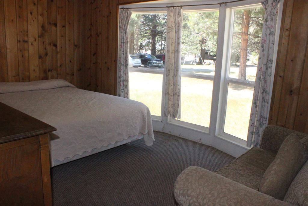 Twin Lakes Resort Bridgeport Quarto foto