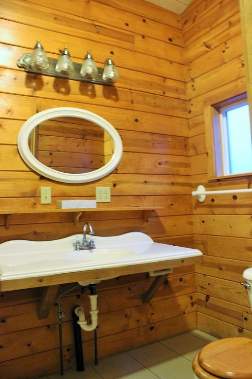 Twin Lakes Resort Bridgeport Quarto foto